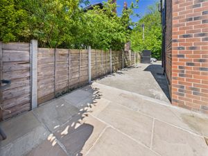 Photo 8- click for photo gallery